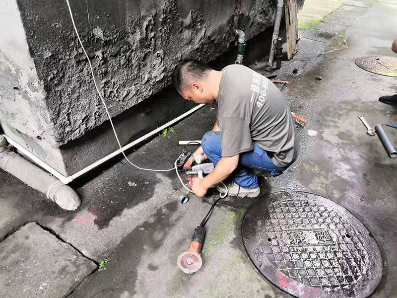 西安水管水龍頭維修-西安暗管漏水補(bǔ)漏-西安管道滲水檢測(cè)處理